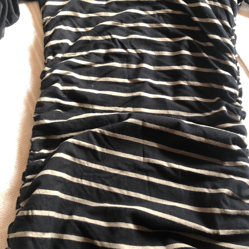 Akira Ruched Dress - Picture 4 of 7